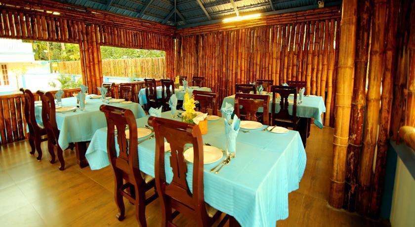 Mare Blu Resort Kochi Exterior photo